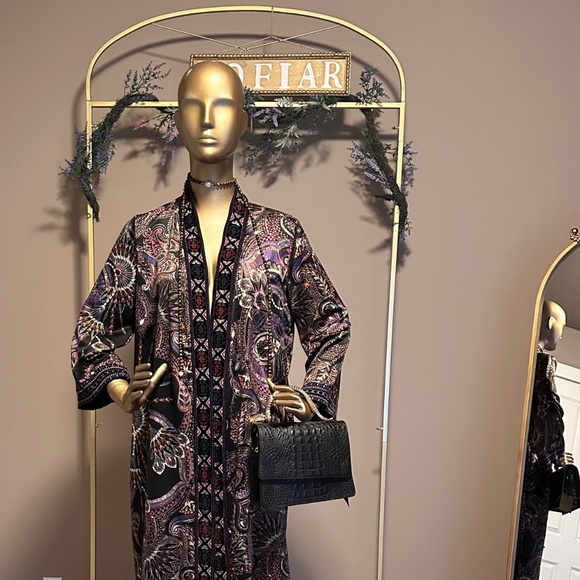 "Bohemian Silk & Velvet: Johnny's Signature Purple & Black Kimono" - Picture 1 of 11